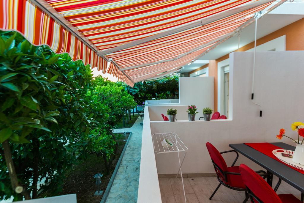 Apartments Elizabeth Biograd Na Moru Ngoại thất bức ảnh